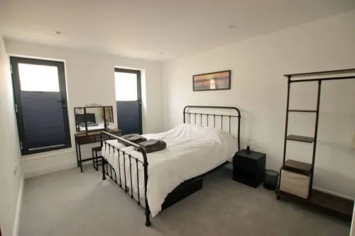 Modern Holiday Home in Worthing with Sea View