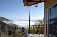 In Apple Estate Kanatal - Himalayan View Resort with Courteous Staff Hotels in Chamba