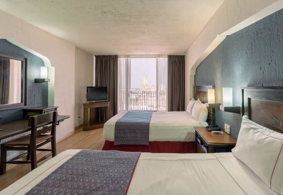 호텔 페닉스 과달라하라 썸네일