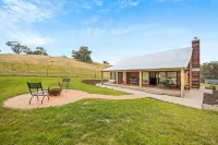 Grandview Accommodation - Hideaway Huts