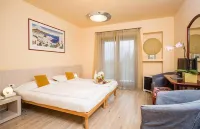 Club Hotel Olivi - Tennis Center - Balkoner