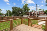 Red Brick Hideaway | JZ Vacation Rentals - Bungalows
