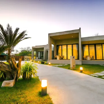 TANA Beach Villas