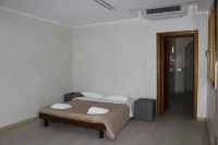 Palazzo de Donno Hotels in Vignacastrisi