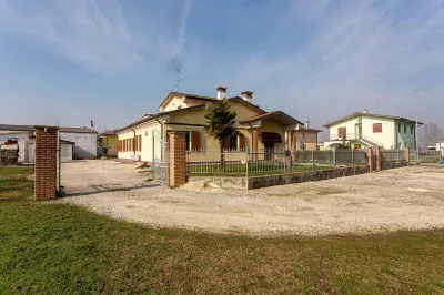 B&B Villa Castello Verona Hotels in Villa Bartolomea