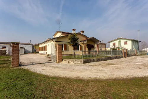 B&B Villa Castello Verona Hotels in Concamarise