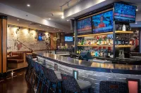 Delta Hotels Calgary South - bar