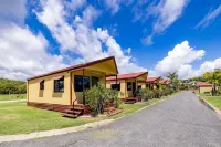 NRMA Capricorn Yeppoon Holiday Park - balcony