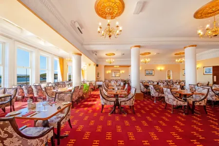 Muthu Alexandra Hotel Отели в г. Craignure