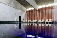Axis Viana Business & Spa Hotel - ที่มีสระว่ายน้ำ