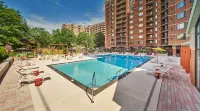 Breathtaking Views and Modern Amenities - Gorgeous Getaway