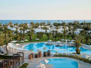 The Mirage Resort & SPA