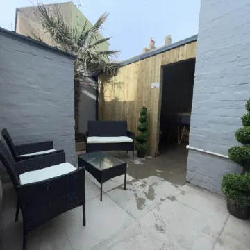 Osborne Luxury Hot Tub and Jacuzzi Suites