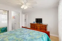 Fisherman's Canal Getaway 키콜로니 비치 호텔