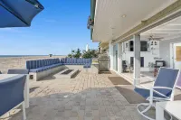Spectacular Ocean Views and Elegant Patio - Luxurious Beachfront Haven
