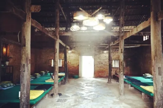 Green Door Ban Gioc - Hostel Hotels in 