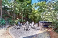 The Happy Place | Cabin in Blue Ridge with sweeping mountain views & hot tub Hotels in Blue Ridge