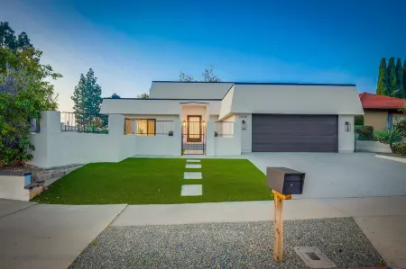 Pickleball Paradise Отели рядом с достопримечательностью «оз. Мишн-Вьехо»