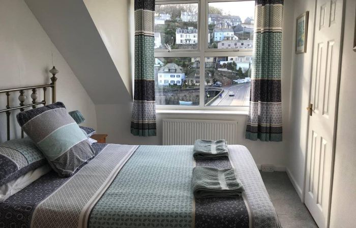 Bridgeside Guest House