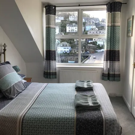 Bridgeside Guest House