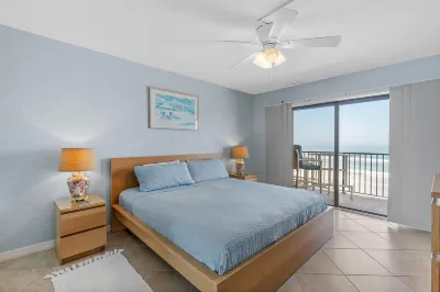 313 - Dazzling Oceanfront 2/2
