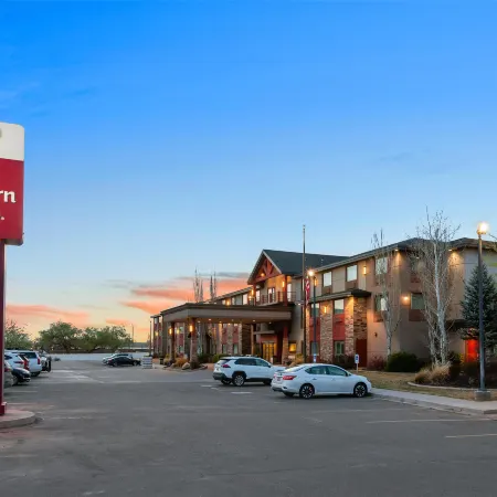 Best Western Plus Landmark Hotel