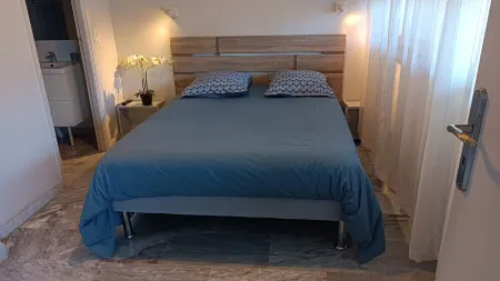 Luxurious Appt 2P - Terrace on the sea - Parking - Wifi - HIPPODROME