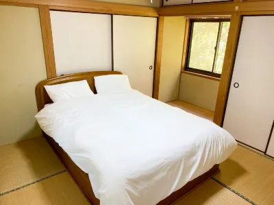 Yorankana (Goto, Nakadori Island)