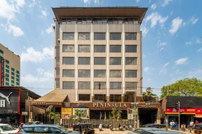 Hotel Peninsula Redpine Hotels in Mumbai