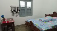 rumah dinas bapak homestay Hotell i Nglames