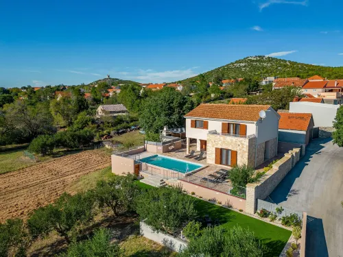 Villa Paula ZadarVillas - Homestays