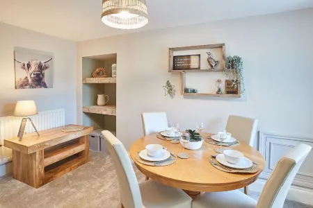 Host & Stay - Sion Hall Cottage