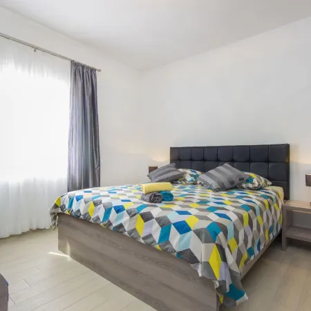 Exquisite Villa with Private Hot Tub in Grebaštica