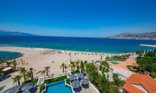 El Primero Hotel