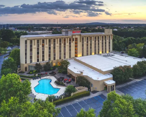 Greenville Marriott Hotels near Peace Center