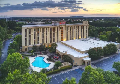 Greenville Marriott Hotels near Fred W. Symmes Chapel