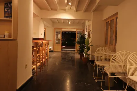 Rest Inn Aydın Hotel Отели в г. Efeler