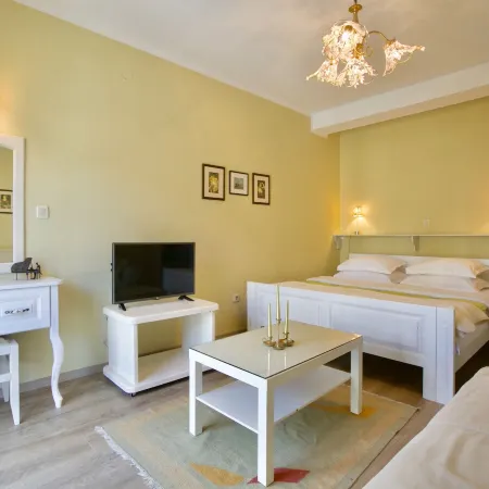 Marinero Apartments