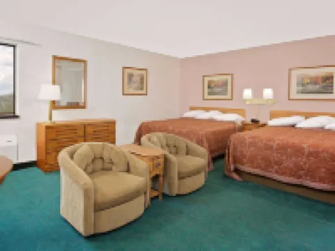 Super 8 by Wyndham Cut Bank Hotels in Cut Bank