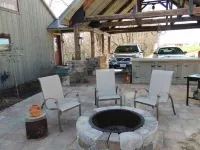 Pinckney Bend Bed & Breakfast - parking