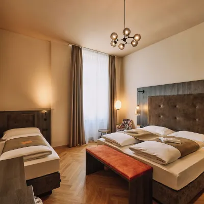 Urban Rooms Rathaus - Self Check-IN Hotels near Vienna City Hall