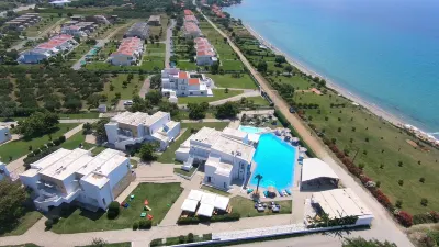 Skion Palace Beach Hotel-Bungalows & Boutique Hotel