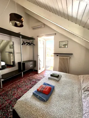 Saint Patrick-Guest House Del 1200