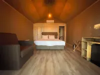 Longosphere Glamping - balcony