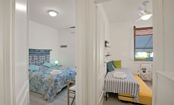 Elizabeth House-100m Lake & Priv Parking - Happy Rentals