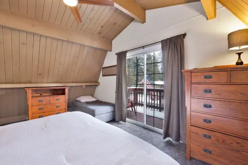 Tinker Bell Gambrel #2255 Hotels in Big Bear