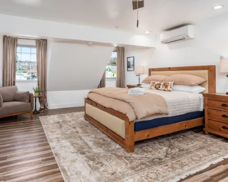 The Four Daughters Hotels in Oakhurst