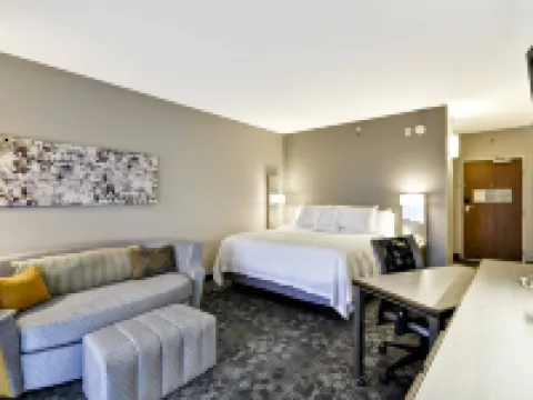 コートヤード バイ マリオット ダルトン ドールトンのホテル