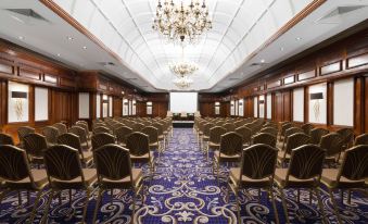 Taj 51 Buckingham Gate Suites and Residences