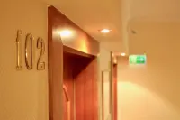 Hotel Niederrad - Self Check IN - 2-Star